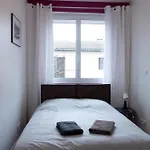 La Maison Calme Et Lumineuse, Jardin, Proche Metro Semesterbostad *