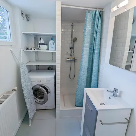 La Maison Calme Et Lumineuse, Jardin, Proche Metro Ferienhaus