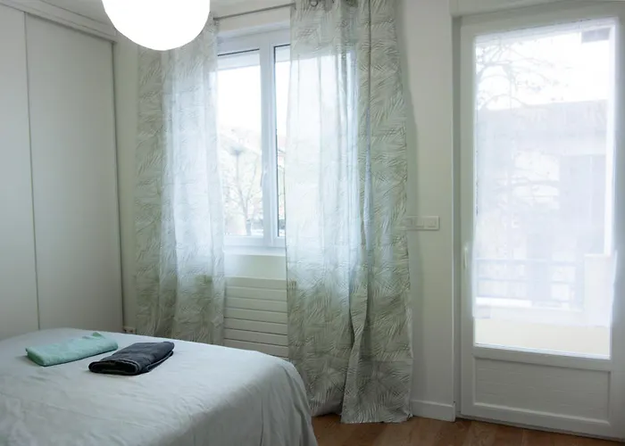 La Maison Calme Et Lumineuse, Jardin, Proche Metro